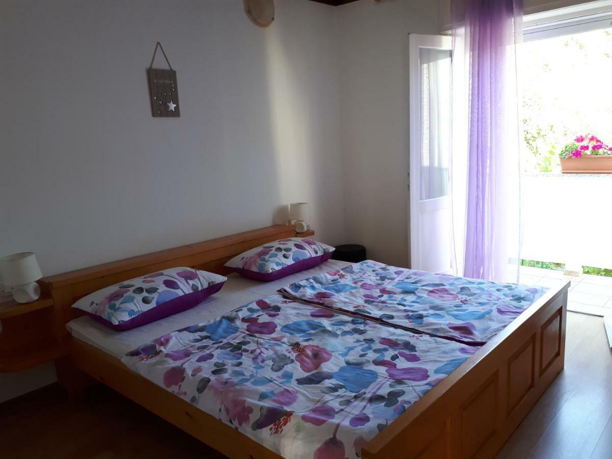 Apartman Sanja Kampor Exterior foto